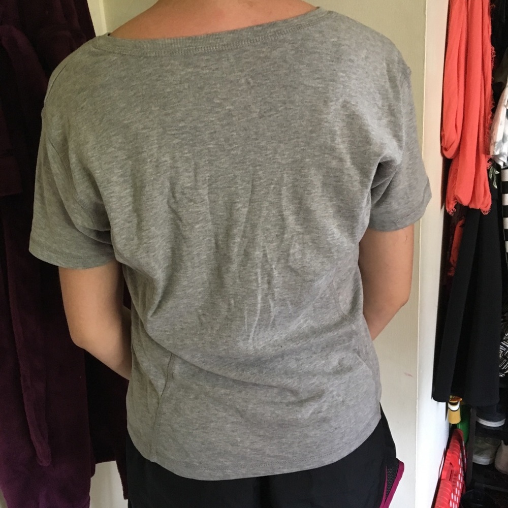 Basic tee - Picture 2 of 2